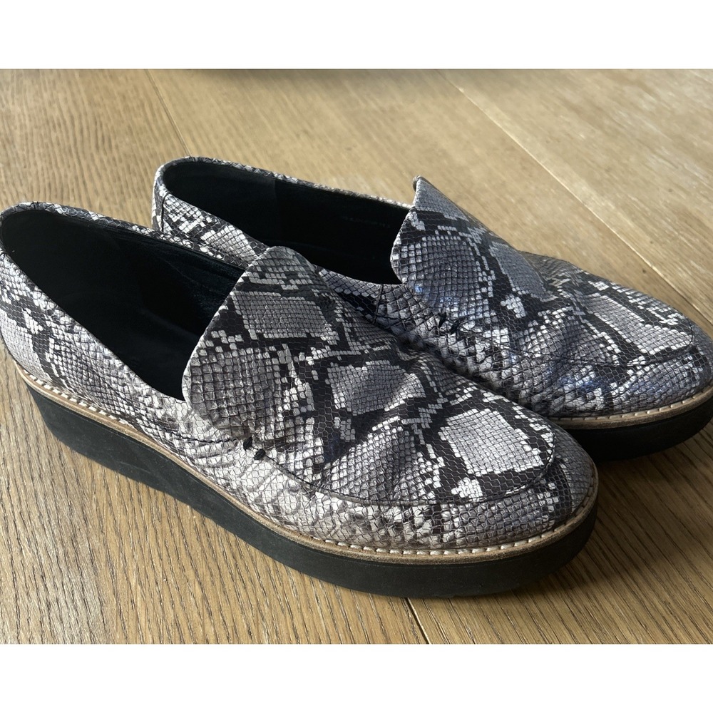 VINCE Zeta Leather Snakeskin Platform Lug Loafer 8 Embossed Snake Slip-On